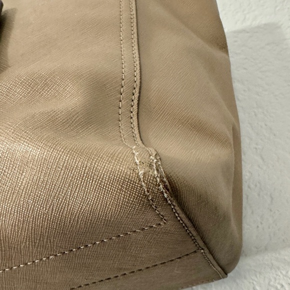 Tory Burch Robinson Tote Bag - (See Note re: Straps) - Picture 7 of 16